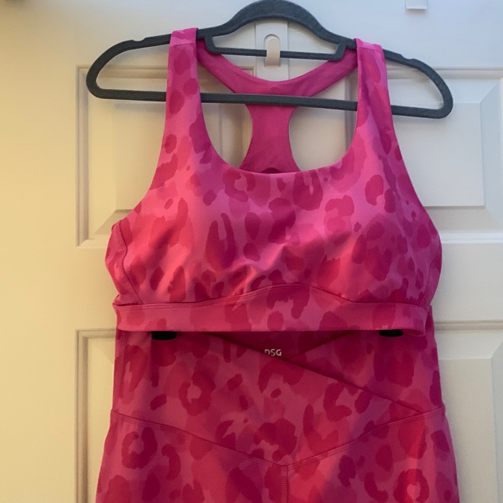 DSG leggings and sports bra -size L
